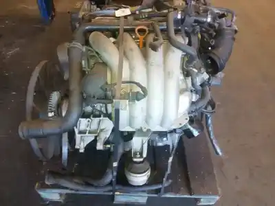 Peça sobressalente para automóvel em segunda mão motor completo por audi a4 berlina (b5) 1.8 referências oem iam adr  