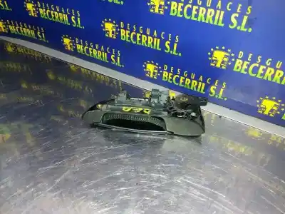 Second-hand car spare part exterior right front door handle for renault kangoo (f/kc0) authentique oem iam references 8200107368   Second-hand car spare part exterior right front door handle for renault kangoo (f/kc0) authentique oem iam references 8200107368