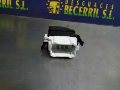 Автозапчасти б/у выключатель переднего правого окна за renault clio ii fase ii (b/cb0) campus ссылки oem iam   