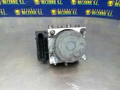 Second-hand car spare part abs for renault clio iii dynamique oem iam references 8200747140