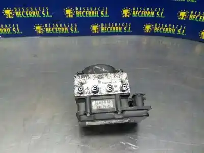 Second-hand car spare part abs for renault clio iii dynamique oem iam references 8200747140  0265232077