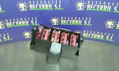 Pezzo di ricambio per auto di seconda mano scatola relè/fusibili per ford fiesta (cb1) titanium riferimenti oem iam 1712211