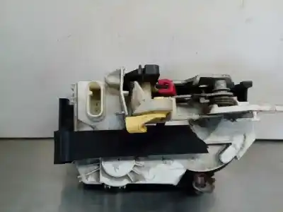 Second-hand car spare part front right door lock for dodge caliber s oem iam references   