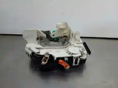 Second-hand car spare part left front door lock for dodge caliber s oem iam references 
