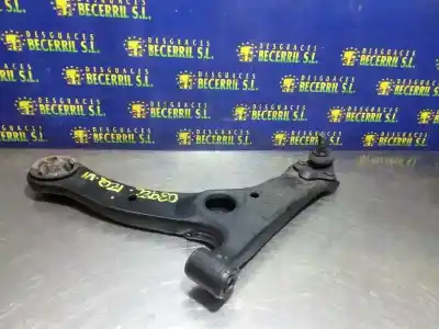 Second-hand car spare part front left lower suspension arm for toyota corolla (e12) 2.0 d-4d linea sol berlina oem iam references 4806913010