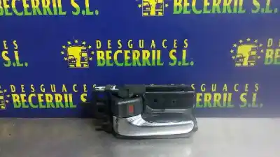 Second-hand car spare part interior left rear handle for toyota corolla (e12) 2.0 d-4d linea sol berlina oem iam references 
