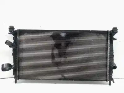 Peça sobressalente para automóvel em segunda mão radiador de água por volvo c30 1.6 d referências oem iam 