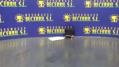 Second-hand car spare part hazard warning lights for renault 9 1.4 gtl avenue oem iam references 