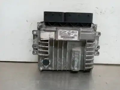 Peça sobressalente para automóvel em segunda mão centralina de motor uce por kia venga basic referências oem iam 391302a300