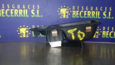 Recambio de automóvil de segunda mano de MANDO ELEVALUNAS TRASERO DERECHO para RENAULT LAGUNA II GRANDTOUR (KG0)  referencias OEM IAM 8200315029  