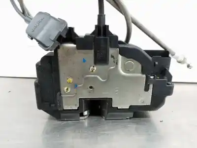 Second-hand car spare part left front door lock for nissan note (e11e) visia oem iam references   