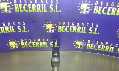 Автозапчастина б/у передній правий віконний вимикач для renault clio ii fase i (b/cbo) 1.2 посилання на oem iam   