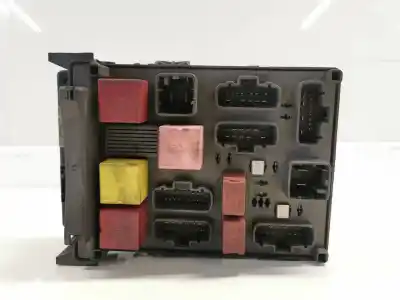 Автозапчасти б/у блок реле/предохранителей за renault laguna ii (bg0) authentique ссылки oem iam 8200004201e