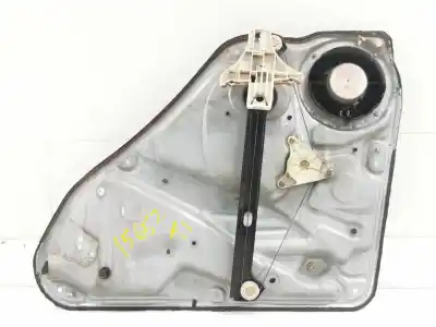 Recambio de automóvil de segunda mano de ELEVALUNAS TRASERO IZQUIERDO para VOLKSWAGEN PASSAT BERLINA (3B3)  referencias OEM IAM 3B5839755C06  