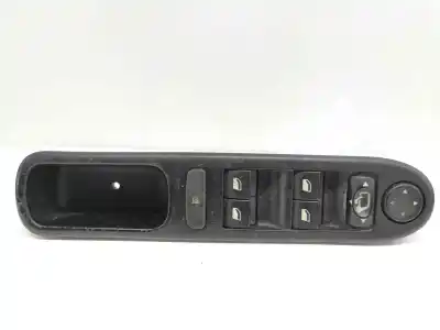 Pièce détachée automobile d'occasion COMMANDE DE LÈVE VITRE AVANT GAUCHE pour PEUGEOT 307 BREAK / SW (S1)  Références OEM IAM 96531123XT  