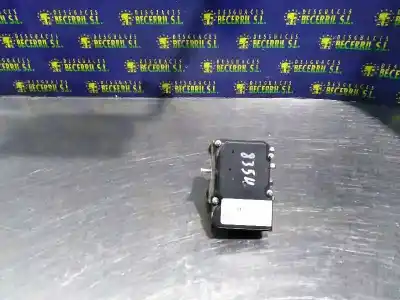Second-hand car spare part abs for renault clio iii dynamique oem iam references 8200559749
