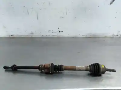 Recambio de automóvil de segunda mano de TRANSMISION DELANTERA DERECHA para PEUGEOT 206 SW  referencias OEM IAM 9630766880  