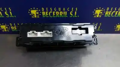 Second-hand car spare part multifunction display for kia sorento 2.5 crdi concept oem iam references   