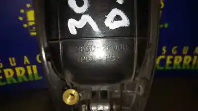 Pezzo di ricambio per auto di seconda mano maniglia esterna anteriore destra per hyundai santa fe (sm) 2.0 gls crdi riferimenti oem iam 8266026000  
