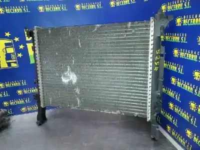 Peça sobressalente para automóvel em segunda mão radiador de água por renault kangoo profesional referências oem iam 8200418327  