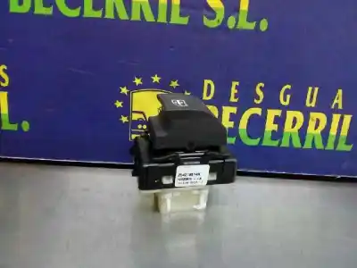 Peça sobressalente para automóvel em segunda mão botão / interruptor elevador vidro traseiro esquerdo por renault clio iv dynamique referências oem iam 