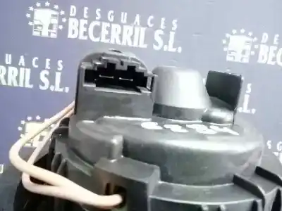 Peça sobressalente para automóvel em segunda mão motor de sofagem por renault clio iv dynamique referências oem iam t1029527h  