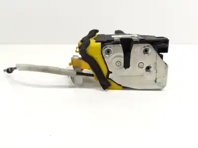 Second-hand car spare part left front door lock for kia cee´d drive oem iam references 81310a2400mld  