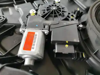 Peça sobressalente para automóvel em segunda mão elevador de vidros traseiro direito por kia cee´d drive referências oem iam 83480a2341  83460a2010