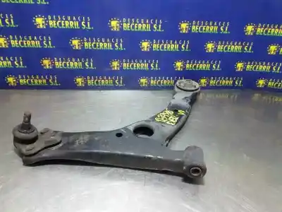 Second-hand car spare part front right lower suspension arm for toyota corolla (e12) 2.0 d-4d linea sol berlina oem iam references 4806813010