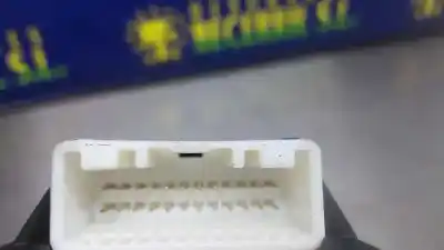 Second-hand car spare part left front power window switch for toyota corolla (e12) 2.0 d-4d linea sol berlina oem iam references 54035084  