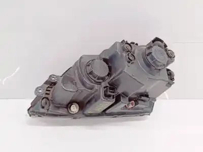 Second-hand car spare part right headlight for kia sorento 2.5 crdi concept oem iam references   