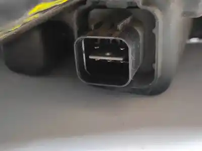 Second-hand car spare part left headlight for kia sorento 2.5 crdi concept oem iam references   