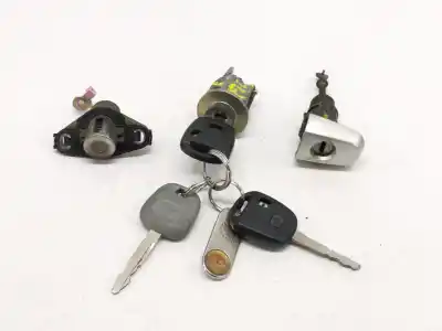 Recambio de automóvil de segunda mano de antirrobo para toyota corolla (_e12_) 1.4 d (nde120_) referencias oem iam 