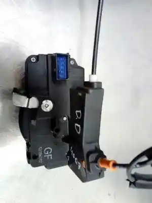 Second-hand car spare part front right door lock for opel combo familiar oem iam references 133107  