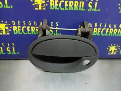 Second-hand car spare part exterior left front door handle for opel combo familiar oem iam references 09201063