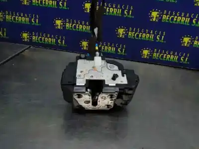 Second-hand car spare part rear left door lock for nissan note (e11e) tekna oem iam references   