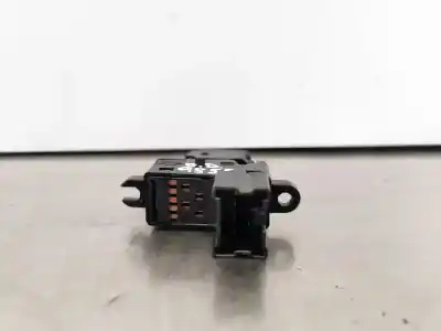 Second-hand car spare part right front power window switch for nissan note (e11e) acenta oem iam references   