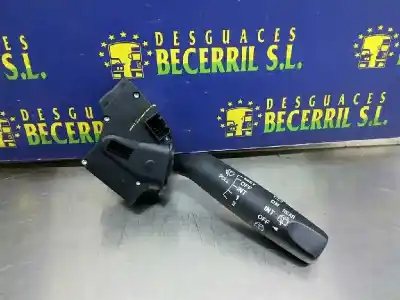 Peça sobressalente para automóvel em segunda mão comutador de limpa vidros por mazda 2 berlina (dy) 1.2 active (55kw) referências oem iam 01242500