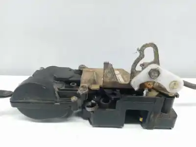 Pezzo di ricambio per auto di seconda mano serratura porta anteriore destra per mazda premacy (cp) td exclusive (66kw) riferimenti oem iam 