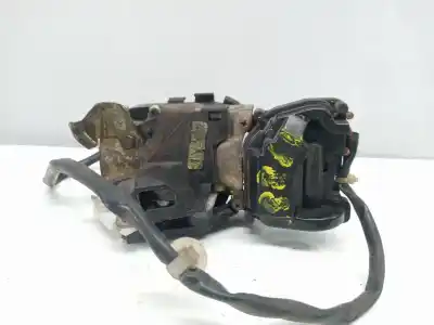 Pezzo di ricambio per auto di seconda mano serratura porta posteriore sinistra per mazda premacy (cp) td exclusive (66kw) riferimenti oem iam 