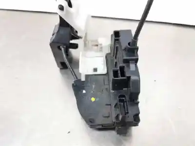 Second-hand car spare part front right door lock for kia cee´d drive oem iam references   