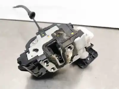 Second-hand car spare part front right door lock for kia cee´d drive oem iam references   