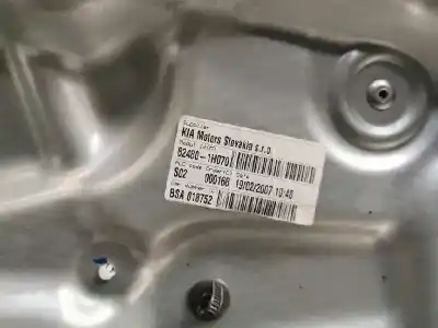Second-hand car spare part passenger side right window regulator for kia cee´d drive oem iam references   