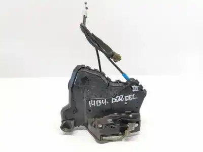 Second-hand car spare part front right door lock for toyota avensis (t27) 2.0 active oem iam references 