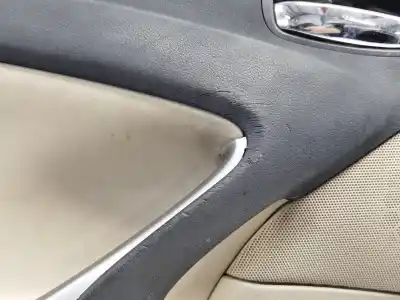 Pièce détachée automobile d'occasion jeu de siège intérieur complet pour lexus is200 (ds2/is2) 220d références oem iam   