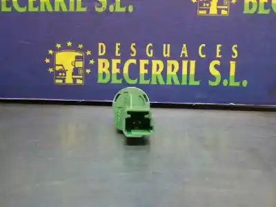 Peça sobressalente para automóvel em segunda mão sensor por renault clio iv dynamique referências oem iam 8200276360  