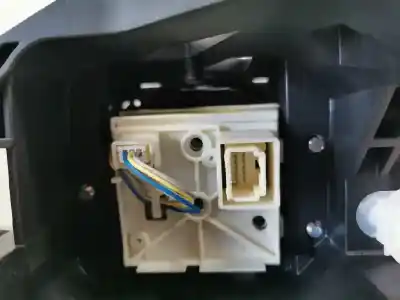 Pièce détachée automobile d'occasion levier pour nissan leaf 2.zero références oem iam pa66gf33  75g106lhd