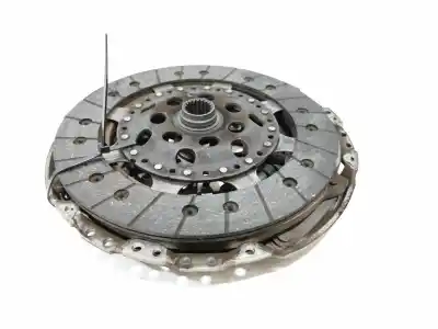 Pièce détachée automobile d'occasion KIT D'EMBRAYAGE pour RENAULT SCENIC III  Références OEM IAM   