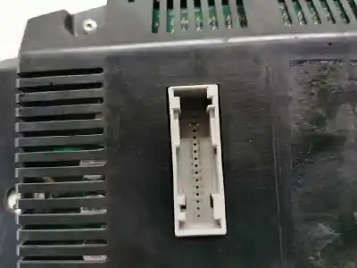 Peça sobressalente para automóvel em segunda mão quadrante por audi a6 berlina (4f2) 2.0 tdi referências oem iam 4f0920900n  4f0910900a