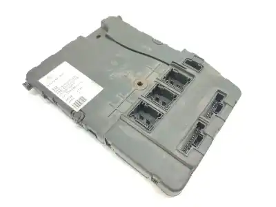 Pièce détachée automobile d'occasion BOÎTES À FUSIBLES pour RENAULT MEGANE II CLASSIC BERLINA  Références OEM IAM 8200525385  8200440668